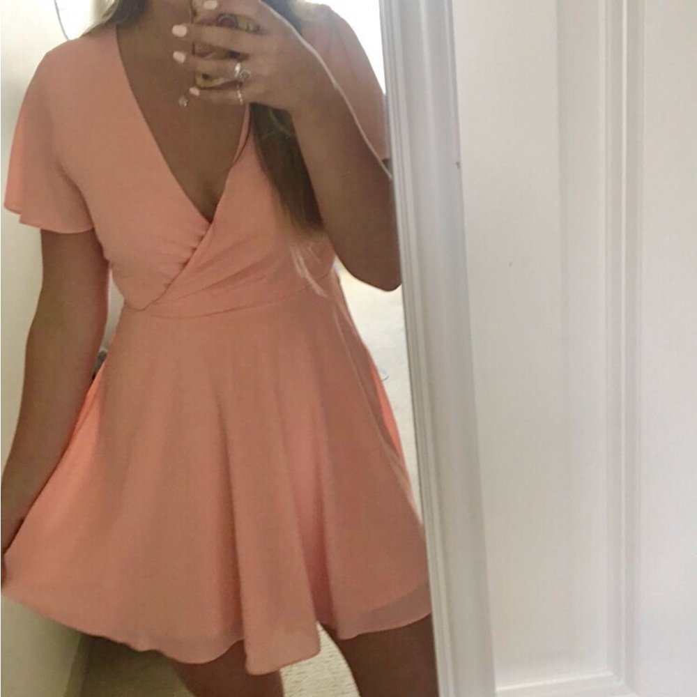 Express Mini Wrap Dress - Picture 3 of 8